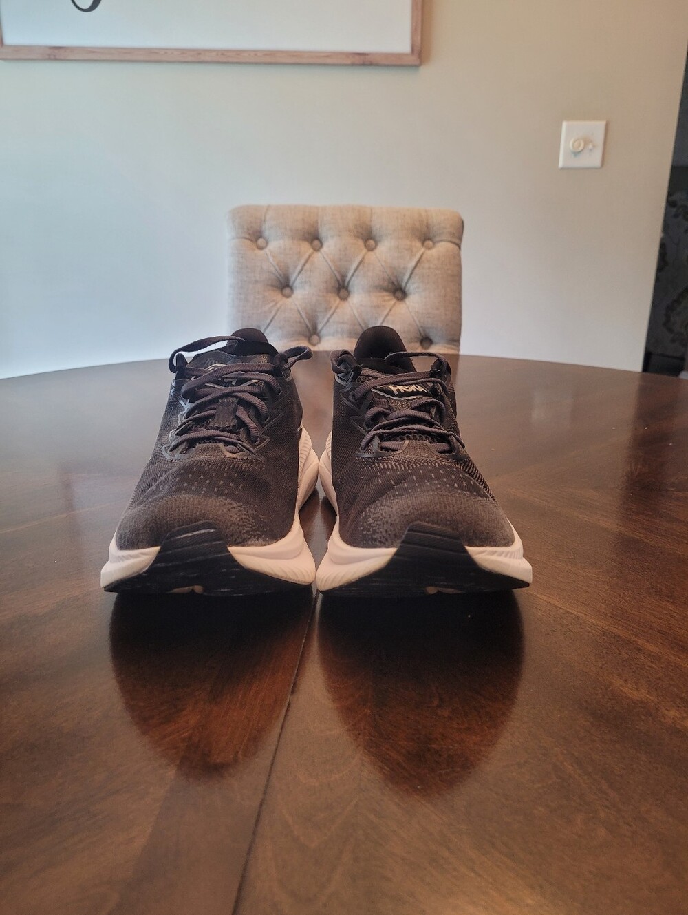 Hoka Women's MACH 6 Black and White Performance Running Shoes. Size 9.5 - Picture 2 of 7